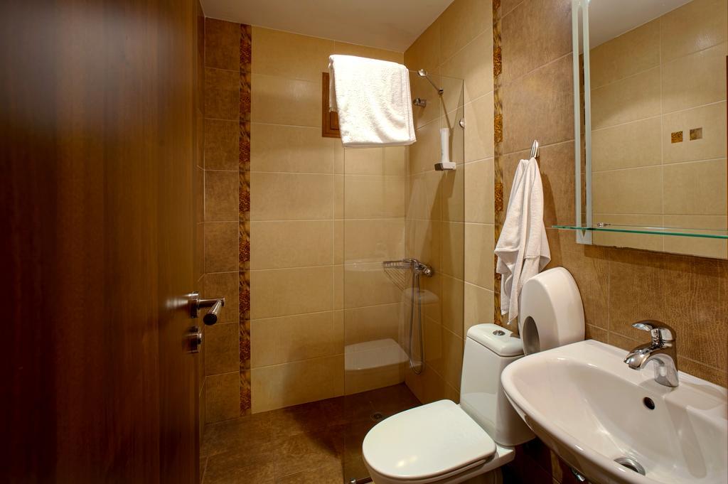 Hotel Luxor เมลนิค ภายนอก รูปภาพ